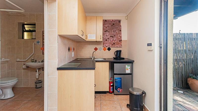 8 Bedroom Property for Sale in Fish Hoek Western Cape